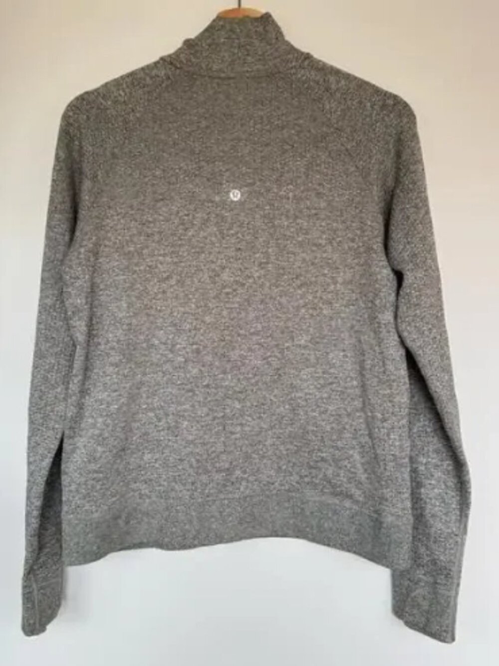 Lululemon Engineered Warmth 1/2 Zip Heathered Green - Picture 5 of 5